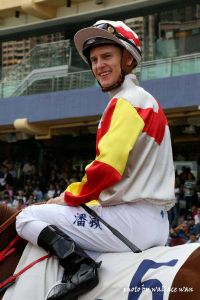 jockey13.jpg